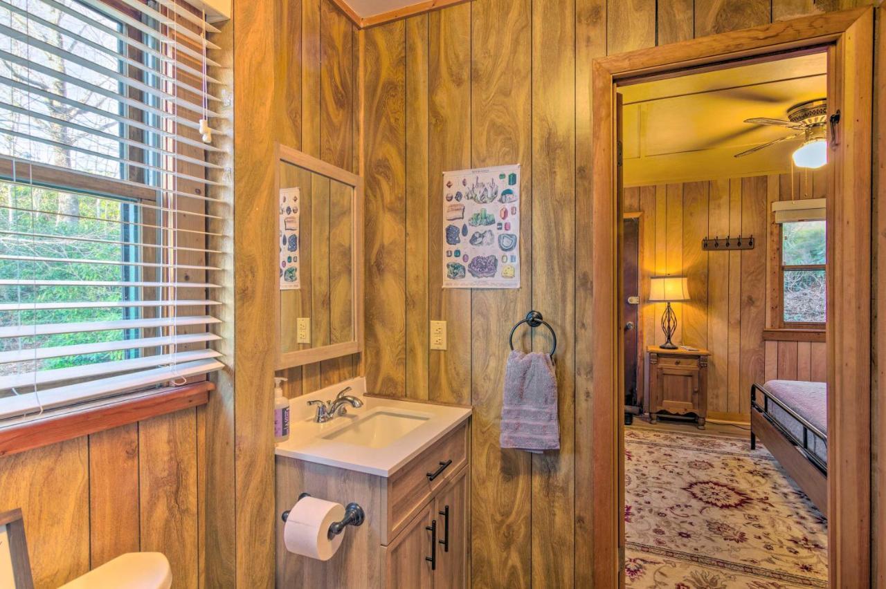 Peaceful Spruce Pine Cabin On 8 Acres With 2 Decks! מראה חיצוני תמונה